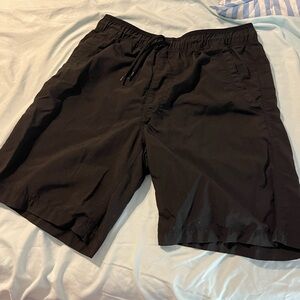 The North Face men’s black shorts size small 7” inseam